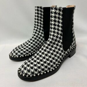 Elegant Houndstooth Stuart Weirzman Boots with Pearl Detailing